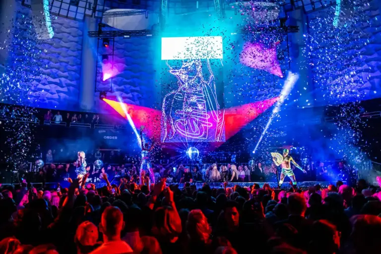 20231118_GLITTERBOX_4074
